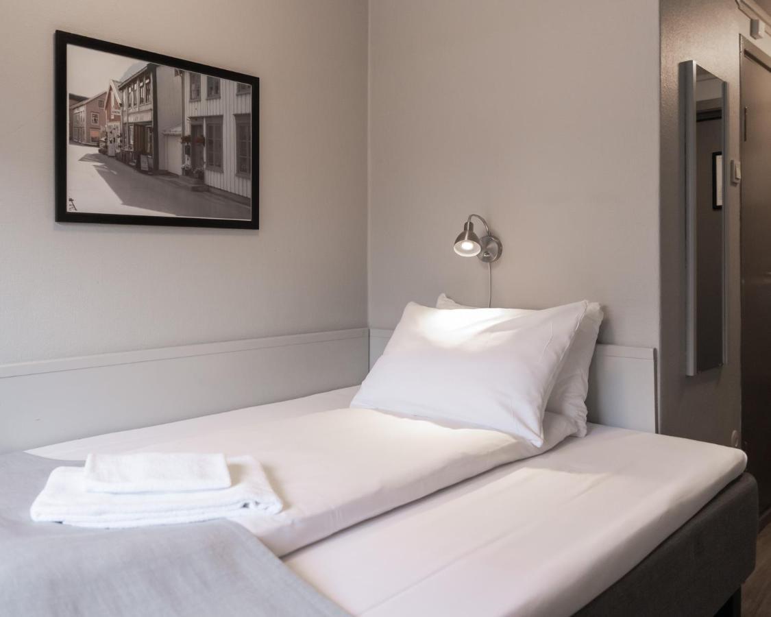 Froken Skjolds Hotel Lyngengarden Mosjøen Dış mekan fotoğraf